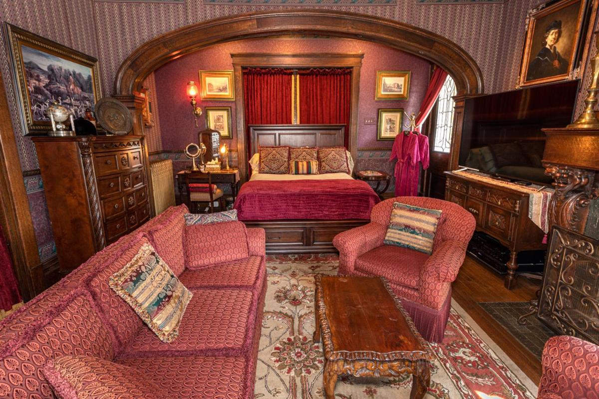 South Broadway Manor B&B - Near Fallingwater, Ohiopyle State Park, Hiking & Biking Trails Gap Scottdale Dış mekan fotoğraf