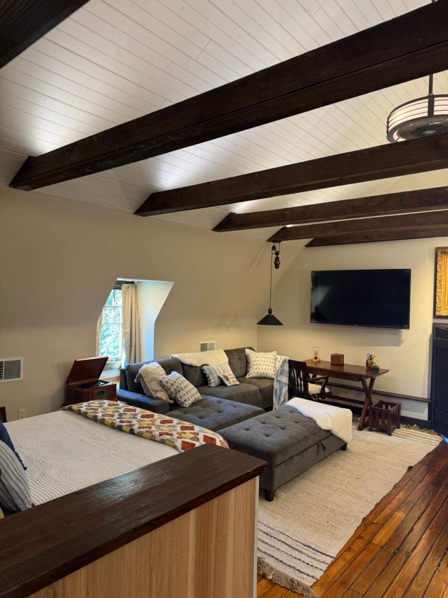 South Broadway Manor B&B - Near Fallingwater, Ohiopyle State Park, Hiking & Biking Trails Gap Scottdale Dış mekan fotoğraf