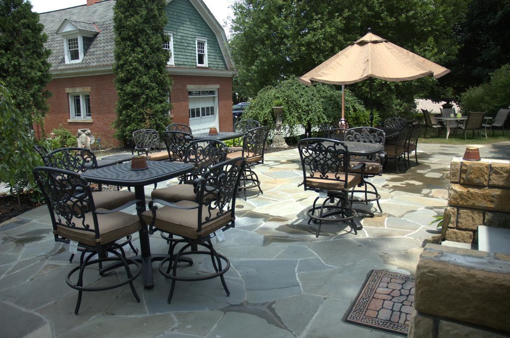 South Broadway Manor B&B - Near Fallingwater, Ohiopyle State Park, Hiking & Biking Trails Gap Scottdale Dış mekan fotoğraf